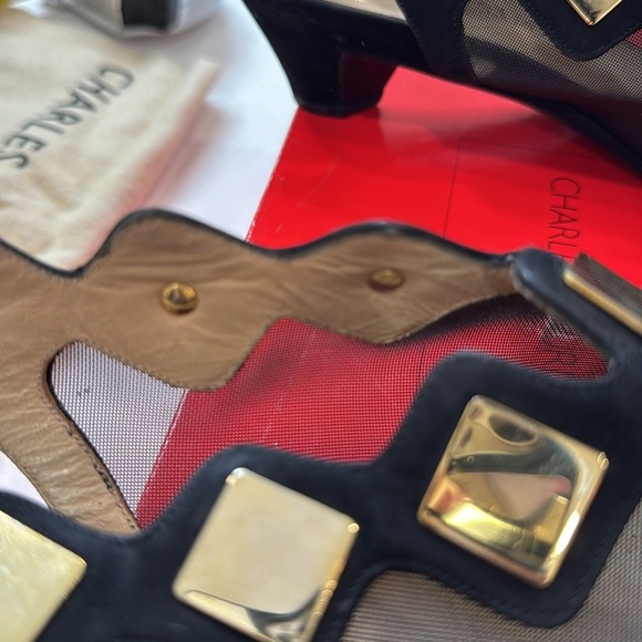 Charles Jourdan Black and Gold Kitten Heel Suede Mesh Square Gold Studs Size 7.5 - Picture 10 of 10